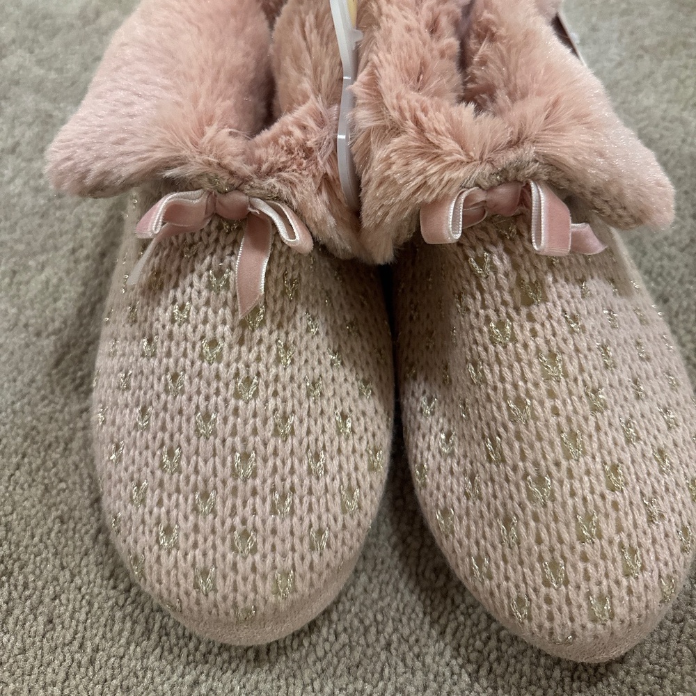 Lauren Conrad blush slippers